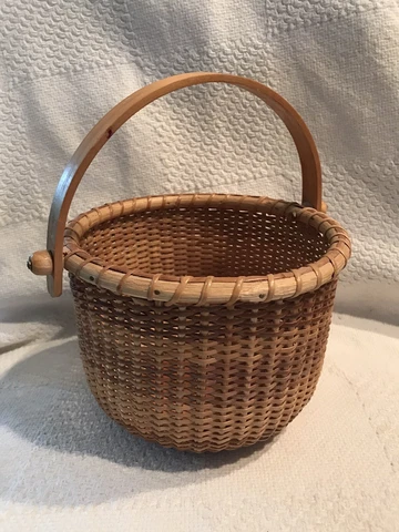 Nantucket basket nautical decor swing handle round 6.5” diameter VGUC Cover