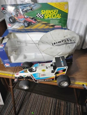Vintage Shinsei Special RC Drag Rennwagen & Simpson Fallschirm ohne Fernbedienung ungetestet - Bild 1 von 4