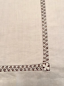 Exceptional Vintage Ecru Linen Damask Tablecloth with Crocheted Inserts 70x104 - Picture 1 of 13