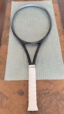 Empuñadura Wilson Roger Federer RF01 talla 3 (4 3/8) buen estado sin cuerdas Foto 1 de 4