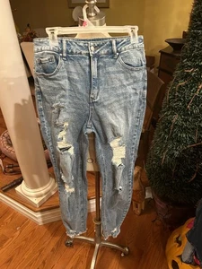 Tinseltown Distressed Light Wash Denim Jeans Frayed Hem Size 9. - Picture 1 of 6