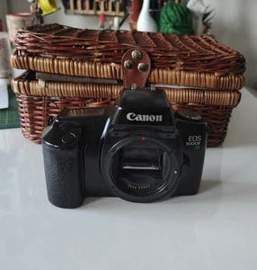 Canon EOS 1000f n SLR Kamera Gehäuse 35mm Film camera - Bild 1 von 5