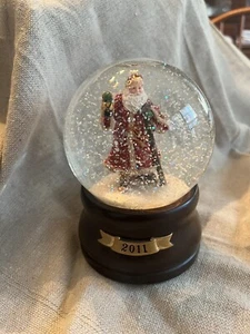 Jolly Old St Nicholas Waterglobe Collectables Santa  Snow Globe 2011 Music box - Picture 1 of 3