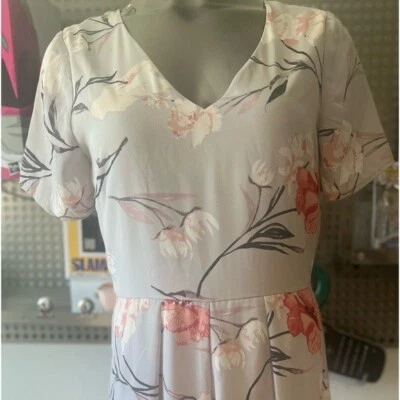 Mameluco Sienna Sky Gris Claro Floral Mediano Nuevo con Etiquetas Primavera Verano Corto Foto 1 de 4