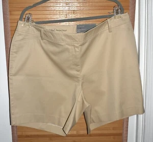 Talbots Perfect Shorts Elastic Waist Sz 18W Khaki Inseam 7 New - Picture 1 of 2