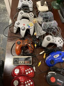 N64 Ps2 Ps1 video game controller lot untested 13 Pcs - Picture 1 of 4