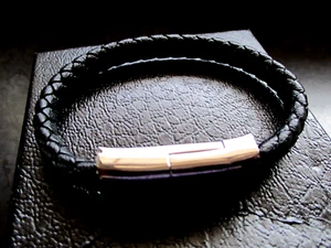 GRS-1 Charging Data Cable Mobile Phone Braided Black Bracelet New Boxed 20cm Y - Zdjęcie 1 z 11