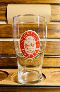 Vasos de pinta Guinness Porter embotellados J Golden Main St. Mallow elaborados en Dublín - Imagen 1 de 4