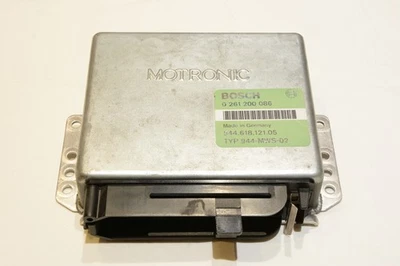 Porsche 944 BOSCH Motronic engine control unit ECU DME # 0261200086 94461812105 - Image 1 of 4
