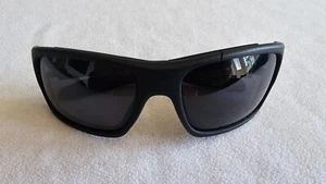 Oakley Turbine polarized sunglasses. Damaged. For spares? - Picture 1 of 11