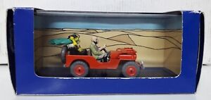 Voiture TINTIN la jeep rouge Willys MB de Tintin au pays de l'or noir