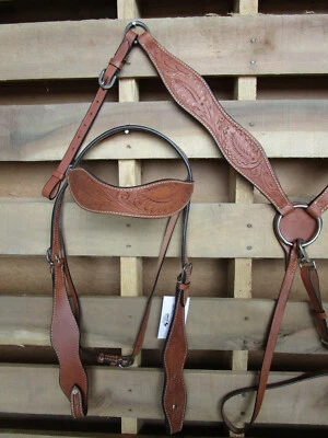HEADSTALL BREAST COLLAR WESTERN BRIDLE TRAIL PLEASURE BARREL OAK LEAF TOOLED SET