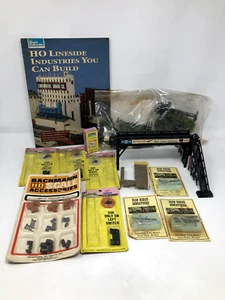 VTG Train HO Buildings Cattle Bachmann Switches Tacks + HO Industries Magazine - Picture 1 of 24