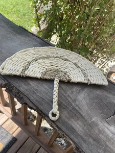 Natural weave wicker jute and wire wall decor shaped like fan Indoor Outdoor - Picture 1 of 12