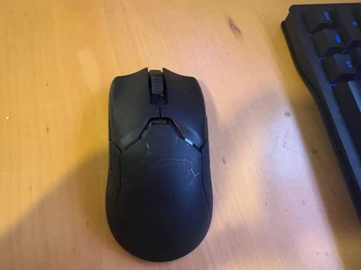 Razer Viper Ultimate Wireless Optical Gaming Mouse (no dongle) - Image 1 of 3
