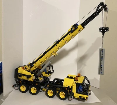 LEGO TECHNIC: Mobile Crane (42108) USED 99% Complete AS IS READ!!  - Image 1 of 4