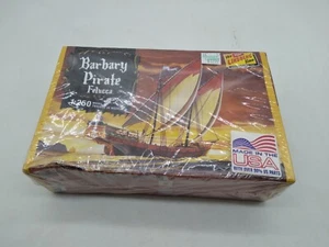 Lindberg #HL205/12 1:250 Scale Barbary Pirate Felucca Ship  Model Kit Sealed Box - Picture 1 of 6