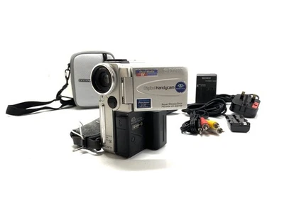 SONY DCR-PC3E Mini DV Tape Digital Video Camera HANDYCAM Complete Working Set - Image 1 of 4