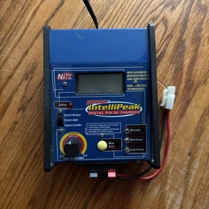 Duratrax Intellipeak Digital Pulse Charger Nicd Nimh LCD Pulse Charger - Picture 1 of 2