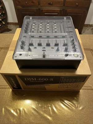 Mixer Pioneer DJM-600 S Come Nuovo OVP - Immagine 1 di 4