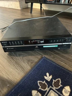 Sony SCD-CE595 Super Audio CD/SACD Player 5-Disc Changer (No Remote) Tested - Image 1 of 3