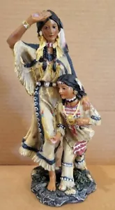 VTG • Native American Art Sculpture • Woman/Daughter Scouting • 10" Tall • Exc!! - Picture 1 of 8