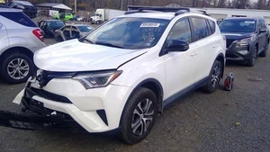 Transfer Case Fits 13-18 RAV4 1577721 - Picture 1 of 6