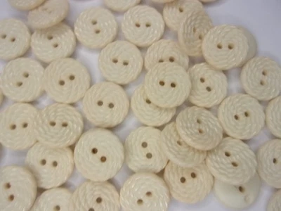 50 x Pretty Rope Twist 2 Hole Buttons Cream 15mm Baby Knits Sewing P56 - Image 1 of 2