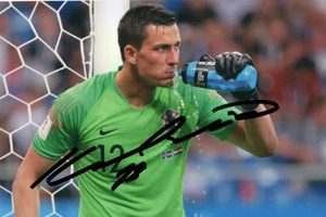 CROATIA, HAJDUK SPLIT & ASTONVILLA: LOVRE KALINIC SIGNED 6x4 ACTION PHOTO+COA - Picture 1 of 1