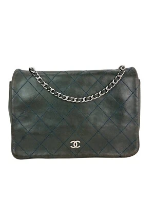 Chanel Quilted Lambskin Stitched Wallet on a Chain Crossbody Bag Ebay Live - Image 1 of 4