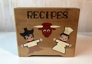 Caja de recetas pintada de madera MCM vintage rellena con recetas vaquero toro chef Japón - Imagen 1 de 8