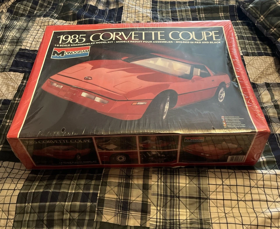 1985 Corvette Coupe 1/8 Scale Plastic Model Kit 2608 by Monogram