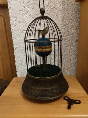 Vogeluhr, Uhr-mit-drehenden-Vögeln, Kaminuhr, Tischuhr - Bild 1 von 4