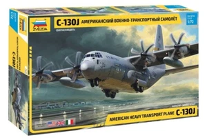 American Heavy Transport Plane Herkules C-130J	7325 Zvezda 1:72 N - Picture 1 of 1