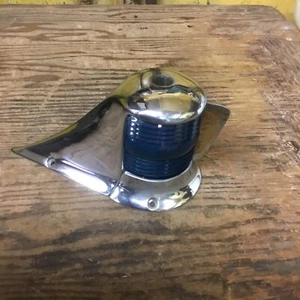 Vintage Boat Bow Light Rare Wired 7” by 3 3/4” base - Bild 1 von 4