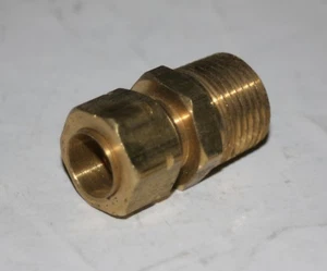 1/2" Tube x 1/2" MNPT BRASS TUBE FITTING PARKER 68CA-8-8 - Picture 1 of 5