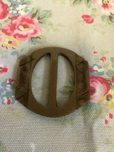  Hebilla de plástico vintage tallada moteada marrón - Imagen 1 de 2