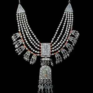 Raro Coral Yemenita Vintage Yemení Collar Antiguo Yemen Colgante de Plata Joyería - Imagen 1 de 4