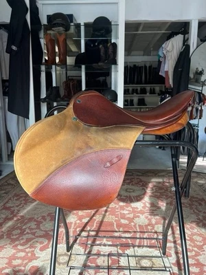 "Silla de montar inglesa Stubben Siegfried asiento de 18"" - garganta de 6""" Foto 1 de 4