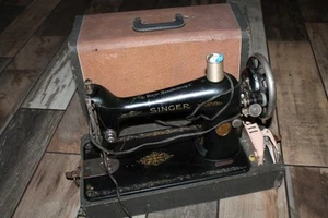 Vintage 1948 Singer Sewing Machine 66-16 Heavy Duty W Foot Pedal FREE SHIPPING - Picture 1 of 11