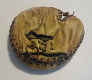 Vintage 1930s Wilson Leather Catchers Mitt Baseball Glove Gene Desautels Model - Picture 1 of 7