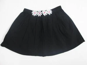 GYMBOREE KIDS GIRLS BLACK WHITE PINK DAISY WAIST BAND PLEATED SKIRT 4 NEW - Picture 1 of 4