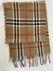 givenchy scarf made in Italy  - Picture 1 of 3