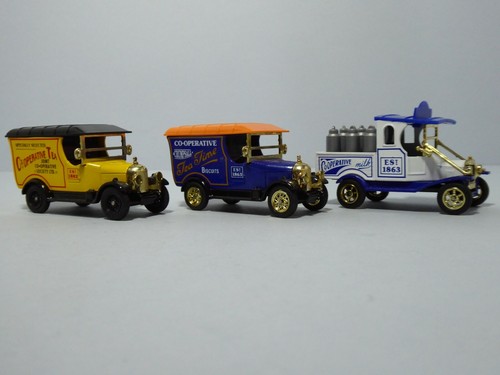 Oxford Diecast Co op Crumpsall Biscuits Milk & Tea Vans 1:43 Scale