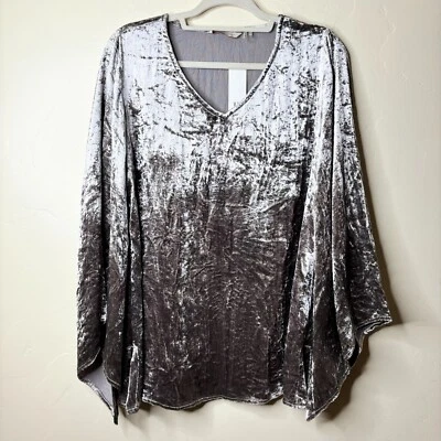 Soft Surroundings Top S 码白金灰色天鹅绒 Mireille 喇叭袖波西米亚全新带标签 — 第 1/4 张图片