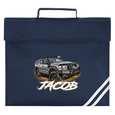 THE CLOTHING SHED Personalisierte Offroad Büchertasche Schulanfang Kindergarten individuelle Geschenke Kinderautos Taschen