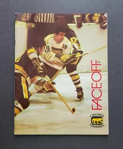 Chicago Cougars vs Houston Aeros 1972 WHA hockey Program signed by Reg Fleming - Picture 1 of 6