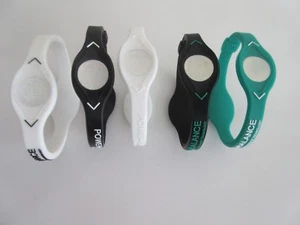 5 PCS(2BLACK,GREEN,2WHITE) Power Balance Energy Health Band Bracelet XS,S,M,L,XL - Picture 1 of 1