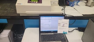 SpectraMax 340 Microplate Reader with SoftMax Pro 5.6 Software - Picture 1 of 11