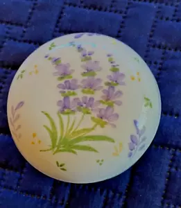 Vintage Andrea by Sadek Lidded Round Trinket Box Ring Pill Box Lavender Flowers - Picture 1 of 7